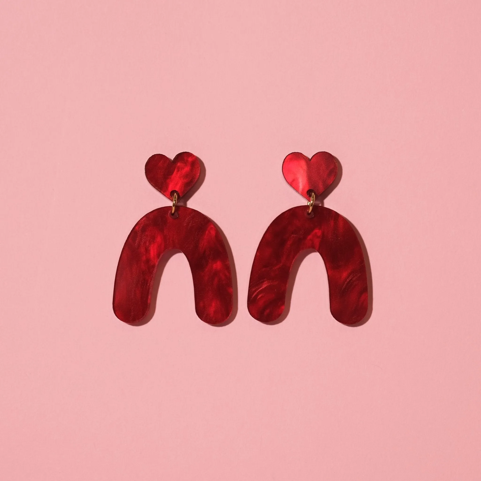 Organic Heart Arch Dangle Earrings in Love Potion